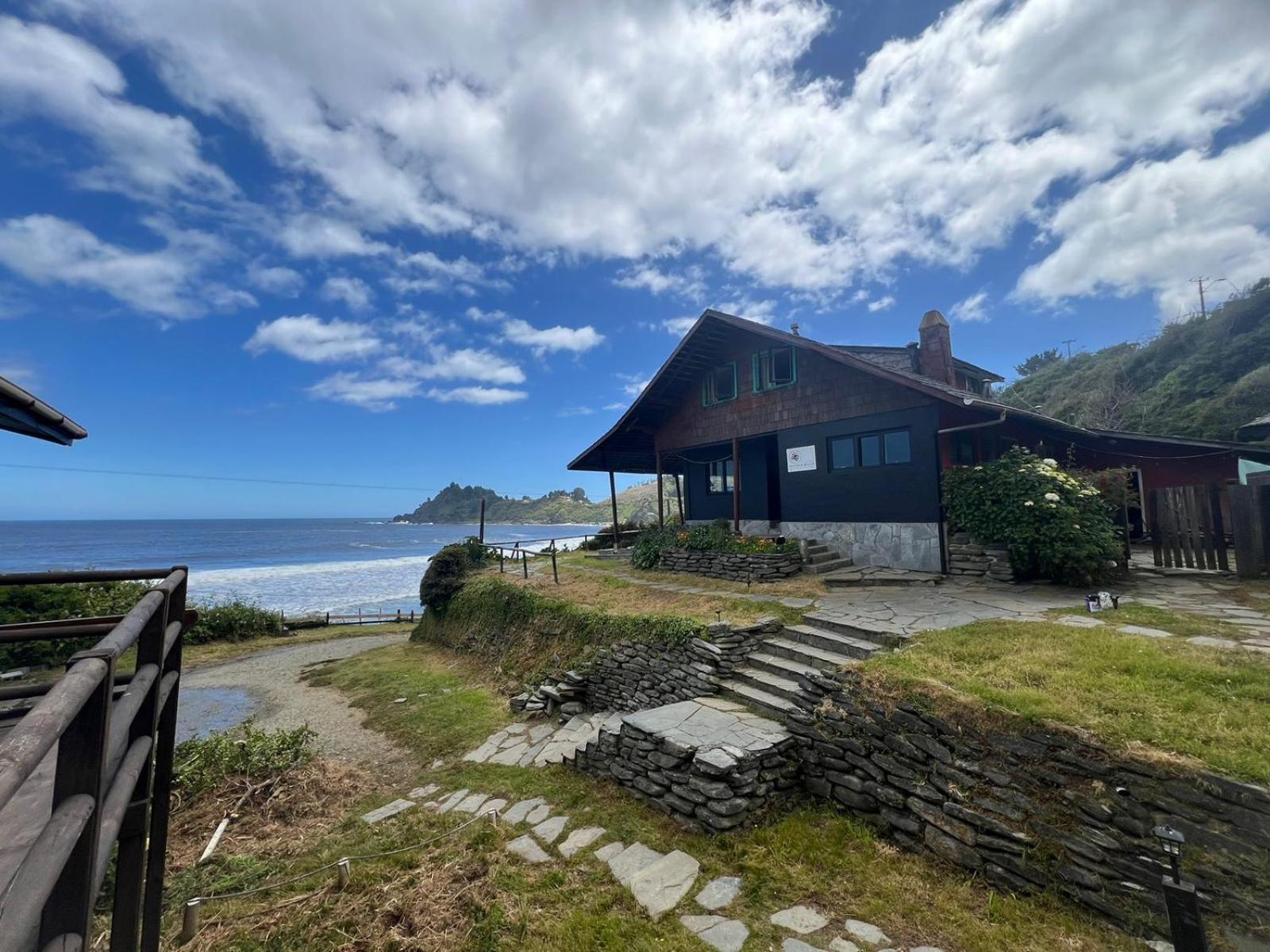 Hosteria Casa Miller B&B Frente Al Mar Bahía Mansa Exterior foto